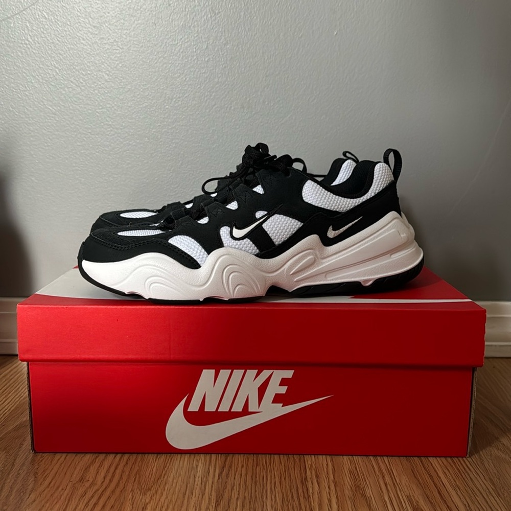 Nike Tech Hera